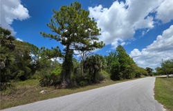 15530 Ravine Ave lot: 9, PORT CHARLOTTE, FL 33953