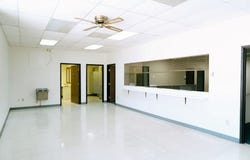 110 W B St, Monahans, TX 79756