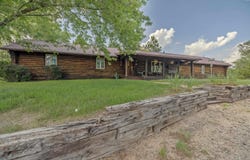 800 E 71st Ave, Hutchinson, KS 67502