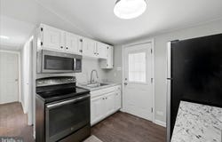 221 BROAD Avenue, WINCHESTER, VA 22602