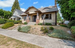 411 S 61st Street, Tacoma, WA 98408