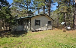 22472 Spruce Loop, Hodgen, OK 74939