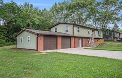 5445 N Pawnee Trail, La Porte, IN 46350