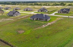 411 Solo Ridge Drive, Waxahachie, TX 75167