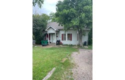 205 S Carpenter Street, Mart, TX 76664
