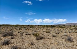 351-05-011 MINERAL Road, Dolan Springs, AZ 86441