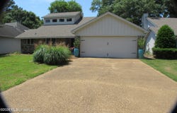407 Spike Ridge, Canton, MS 39046