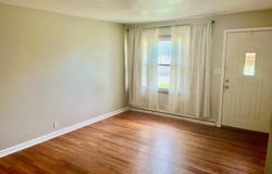 307 Iris Lane, Carmi, IL 62821