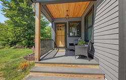16 Dundee Lane, Bridgton, ME 04009