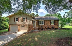 36 Skyview Circle, Cartersville, GA 30120