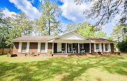 323 Dunedin Drive, Thomasville, GA 31792