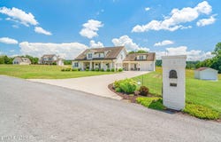 7906 Lucky Lane, Corryton, TN 37721