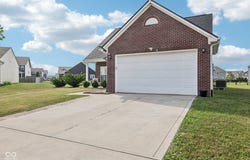 2302 Ashton Lane, Greenwood, IN 46143