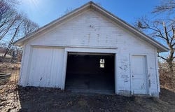 207 E Coffren Avenue, Greenville, MI 48838