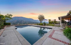9670 Crystal View Dr., Tujunga, CA 91042