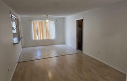 310 GROVE Street NE, Albuquerque, NM 87108