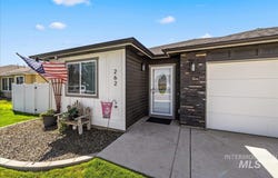 262 Stagecoach  Ave, Fruitland, ID 83619