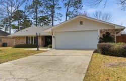 7922 Lanai Place, Diamondhead, MS 39525