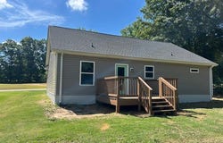 708 Hampton Street, Iva, SC 29655