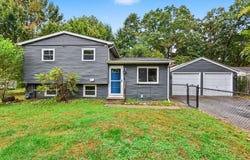 293 Oak Street, Battle Creek, MI 49037