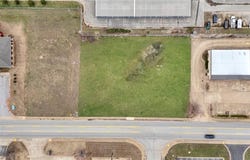 N 24th  ST, Rogers, AR 72756