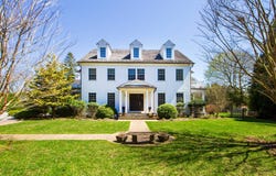 31 PAQUATUCK AVE, East Moriches, NY 11940