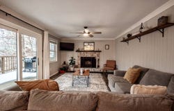 1650 S Mountain View Rd, Sevierville, TN 37876