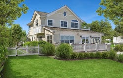 356 Bay Avenue, Huntington Bay, NY 11743