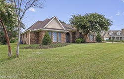 2372 Park Place Drive, Gulfport, MS 39507