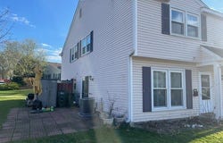 1863 Jamestown Circle, Hoffman Estates, IL 60169