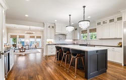 221 W College Street, Grapevine, TX 76051
