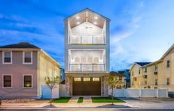 9612 Monmouth Ave, Margate, NJ 08402