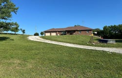 10207 State Hwy T, Savannah, MO 64485