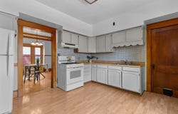 1310 POWERS Street, OSHKOSH, WI 54901