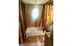 1155 Solomon, Thomaston, GA 30286