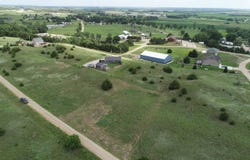 82815  East Calamus Drive, Burwell, NE 68823