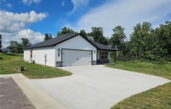 723 Linda Lane, Eldon, MO 65026