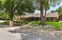 1317 Broadmoor Lane, Irving, TX 75061
