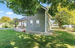 301 S Oak Street, Mentone, IN 46539