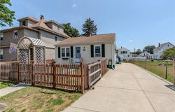 218 South Hull Street, East Providence, RI 02914