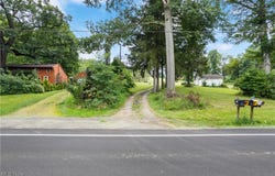 6869 Shepler Church Avenue SW, Navarre, OH 44662