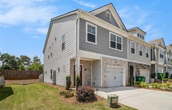 1884 Plainsboro Drive, Lithonia, GA 30058