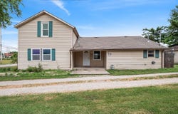 235 W Railroad Street, Waterloo, IN 46793