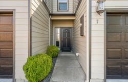 2210 E Barnett Road, Medford, OR 97504