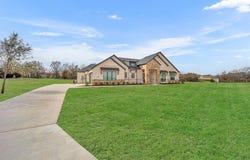 3920 Lonesome Quail Drive, Burleson, TX 76028