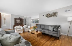 14 Twin Oak Drive, Warwick, RI 02889
