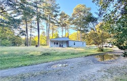 16517 Harrowgate Road, Chester, VA 23831