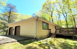 8 De Hart Rd, Parsippany-Troy Hills Twp., NJ 07054-1708