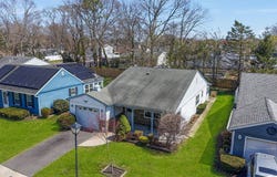 259 Edinburgh Drive, Ridge, NY 11961