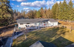 3732 E WESTWOOD Ave, Chattaroy, WA 99003